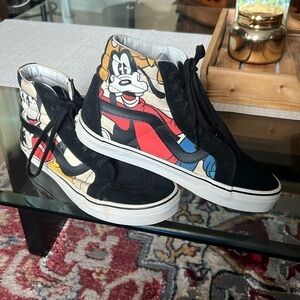 Vans x Disney Mickey and Friends  SIZE 8.5 women/ 7men